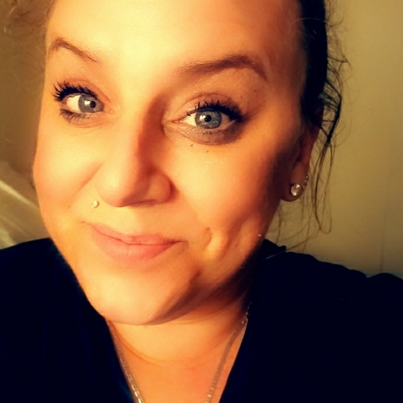 Meet your Posher, Sarah - Picture 4 of 9